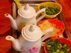 -嘎咓讓咘藏餐厅(团结新村店)