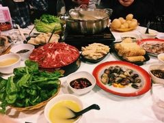 -鲜入围煮花胶鸡海鲜火锅