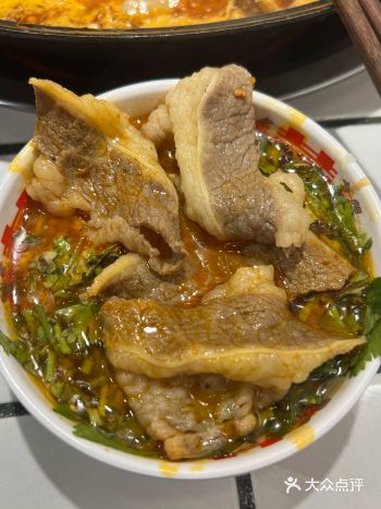 每个月总有那么几天想着吃火锅，这家新开没多久的重庆昆