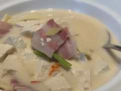 汤手掰柴火豆腐-曾宴·楚菜(湖北省博物馆店)