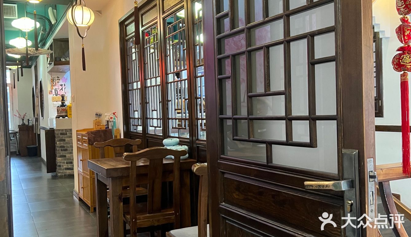 中山路上的特色菜馆，喝点小酒，仿佛步入江南小镇[啤酒]
