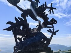 -三亚亚龙湾人间天堂鸟巢度假村