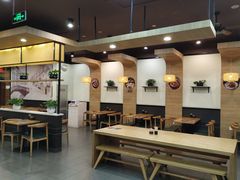 大堂-李先生牛肉面大王(成都东站西广场店)