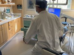 -上海仁爱医院口腔科 · 种植