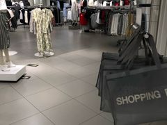 -H&M(华润万象城店)