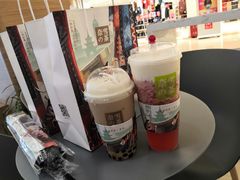 -奈雪的茶(亨特国际广场店)