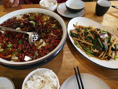 -钟记家菜(红专南路店)