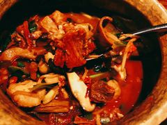 牛杂石屏豆腐煲-中8楼风尚云南菜(颐堤港店)
