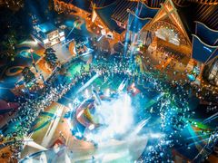 -七彩云南欢乐世界