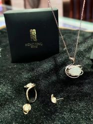 -莲七珠宝(西万达店)