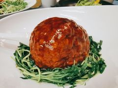 招牌千斤鼎-A One Kitchen·南京精菜馆(德基广场店)