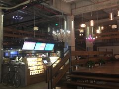 -24H COLOR咖啡厅(惠州金山湖店)