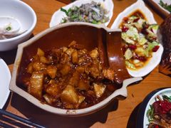 -隔壁老王·家常云南菜(花巷店)