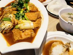-小船渔村•大连菜•大连焖鱼(黄河路店)