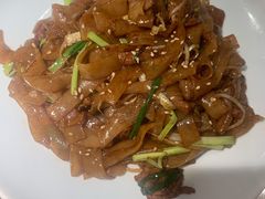 干炒牛河-南枝记·港式打边炉(新北万达店)