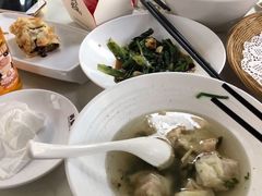 -弄堂咪道-饭香·面香·馄饨香(汇锦广场店)