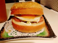 -新大咀港式茶餐厅(宝山万达店)
