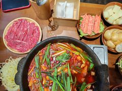 -黔有有贵州酸汤夺夺粉火锅(五味十字店)