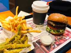 -The Habit Burger Grill 哈比特汉堡(复兴soho店)