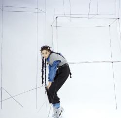 -变画·发型STUDIO