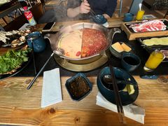 -湊湊火锅·茶憩(南京东路悦荟店)