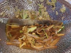 -小鱼小牛·鱼牛干锅·脆鱼火锅(世欧广场店)