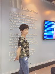 -FRIDAY星期五专业美发沙龙