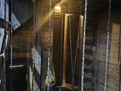 -暴风岛沉浸式体验馆(百联世纪店)
