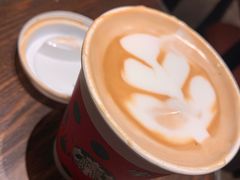 -星巴克臻选(南京金茂览秀城店)