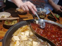 -四小区火锅·巷子里的重庆火锅(花照壁店)