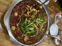 -乡土特色.冷锅鱼.牦牛肉汤锅