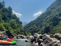 -安吉龙王山峡谷漂流