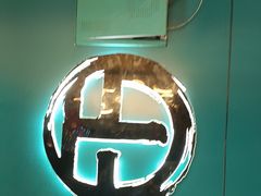 -荒岛实景沉浸密室(江汉路1店)