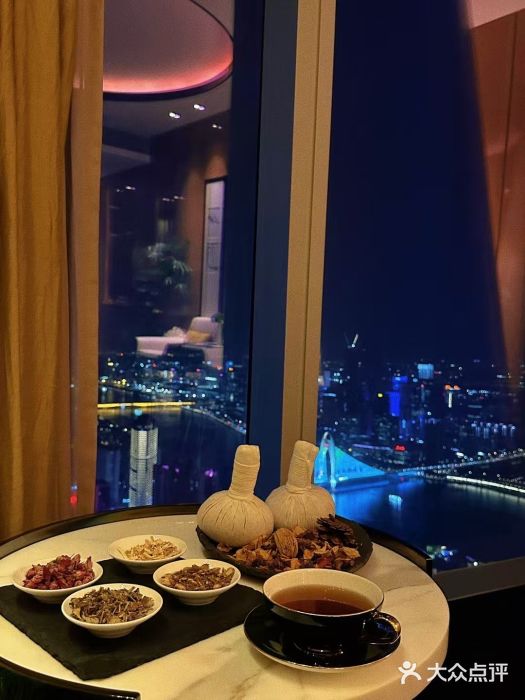 广州四季酒店·花水疗中心·高空Spa图片