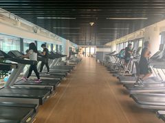-一兆韦德健身(凤凰城店)