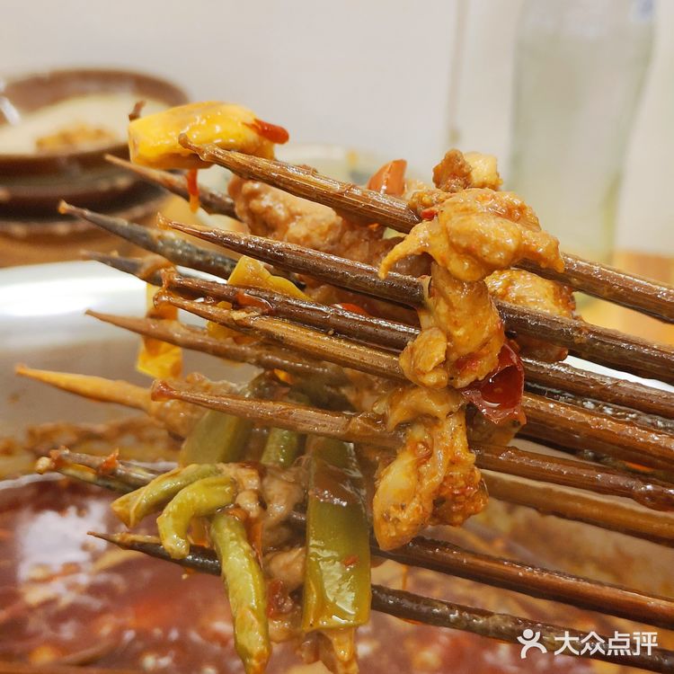 一大把一大把的好过瘾[咖啡]聊着吃着[咖啡]