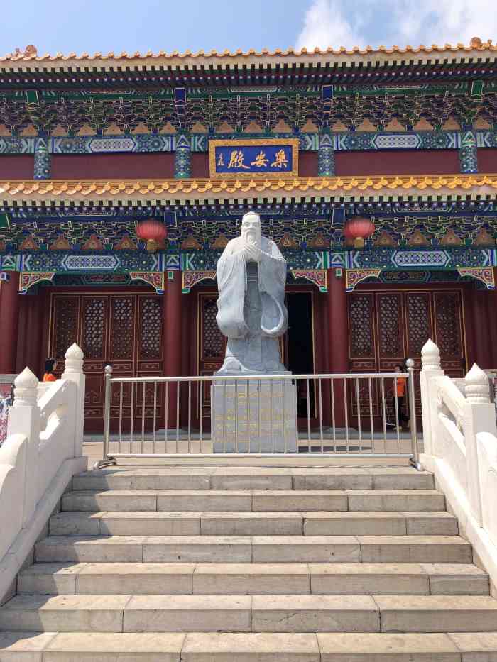 2022年8月14日美团网友打分来到滨州市旅游必须要来逛一逛滨州颐园,园