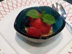 Resberry&nbsp;ice&nbsp;cream-Nathanhouse