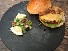 -HIGH FIVE哈福手工汉堡(桂林路店)