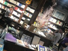 -良友书坊(安徽路店)