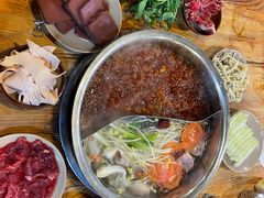 -岗上渣渣老火锅(上大田湾店)
