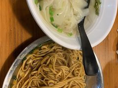 小馄饨-何太太馄饨面铺(大浒东苑店)