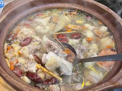 -东记炭炉·海鲜鸡煲(龙华店)