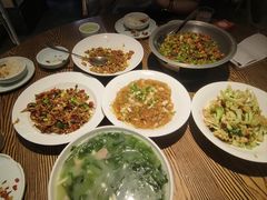 -佬湘楼·27年湘菜(天河都市广场店)