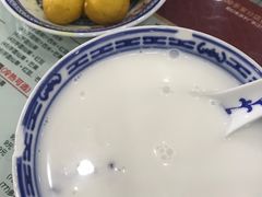 -赵记传承特色牛奶甜品(泉城广场店)