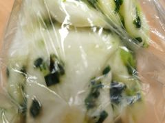 -白玉兰食品甜凤店(合生汇店)