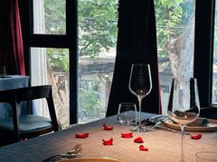 -弦月窗LUNETTE BY AMANDA(复兴路店)