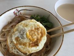 煎蛋-1817大碗牛肉粉
