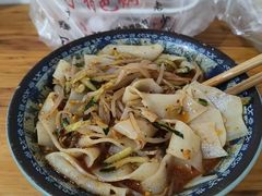 -叶新小吃店(来凤小区总店)