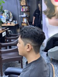 -藤野造型专业烫染接发